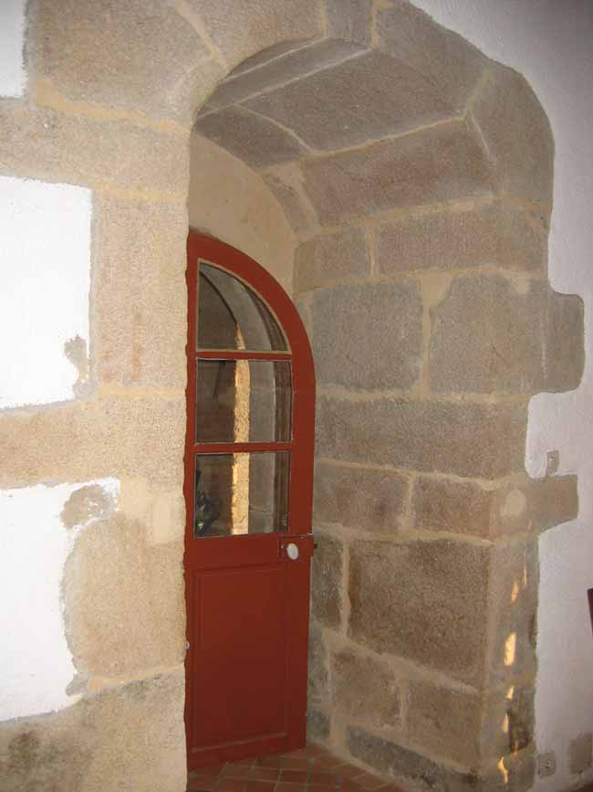 Porte Logis sud grande salle